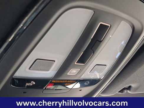 Certified 2024 Volvo S60 B5 Plus w/ Climate Package image 27