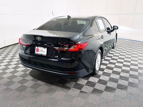 Certified 2025 Toyota Camry LE FWD image 3