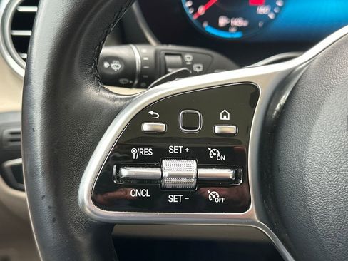 Certified 2022 Mercedes-Benz GLC 300 4MATIC image 19