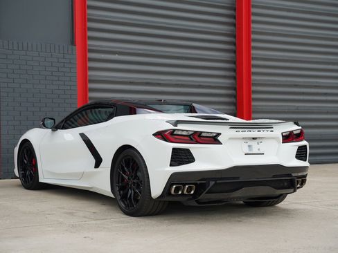 Used 2023 Chevrolet Corvette Stingray Convertible w/ 1LT image 3