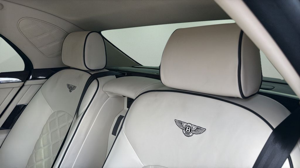 Used 2013 Bentley Mulsanne RWD image 25