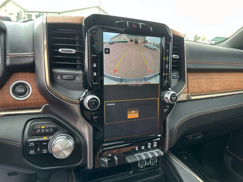 Used 2022 RAM 1500 Limited w/ Body-Colour Bumper Group AWD/4WD image 17