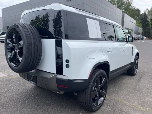 New 2026 Land Rover Defender 110 S AWD/4WD image 7