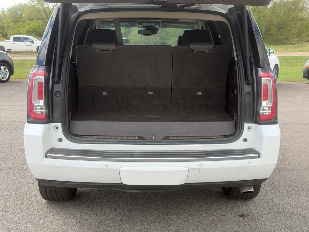 Used 2016 GMC Yukon Denali w/ Open Road Package AWD/4WD image 8