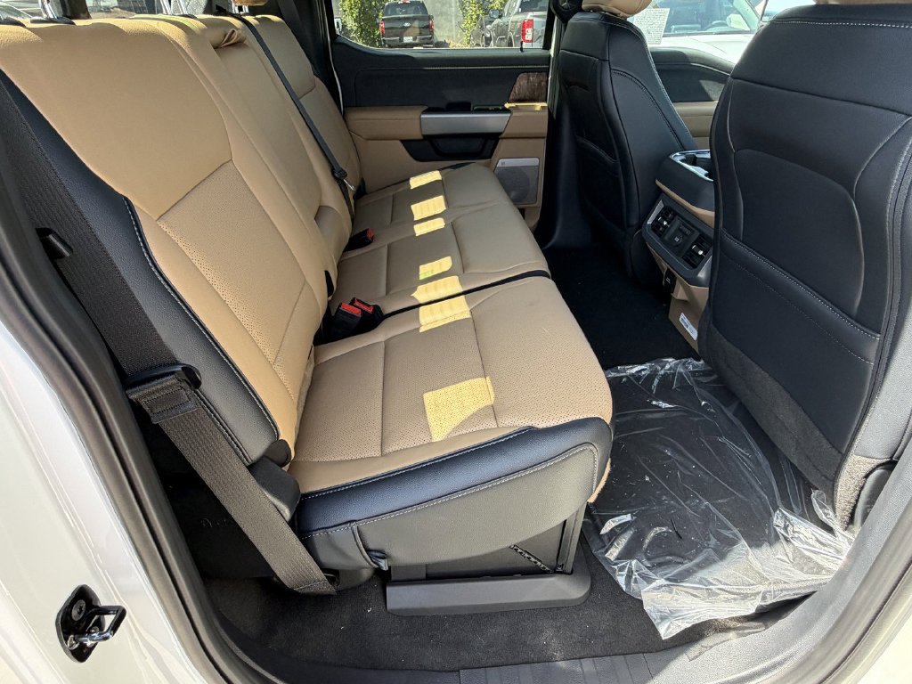 New 2026 Ford F250 Lariat w/ Lariat Premium Package AWD/4WD image 17