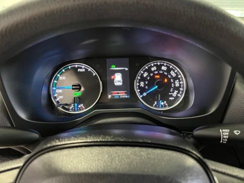 Used 2022 Toyota RAV4 LE AWD/4WD image 26