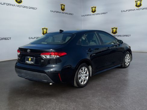 Used 2021 Toyota Corolla LE FWD image 5