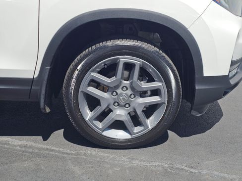 Used 2023 Honda Passport EX-L image 9