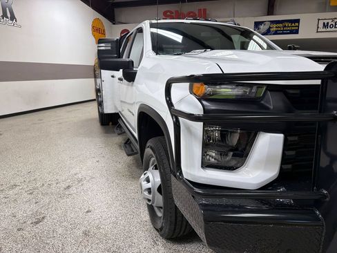 Used 2020 Chevrolet Silverado 3500 W/T w/ WT Convenience Package AWD/4WD image 14