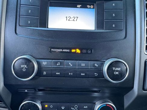 Used 2018 Ford Expedition Max XLT image 21