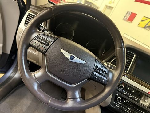 Used 2015 Hyundai Genesis 3.8 w/ Option Group 03 AWD/4WD image 17