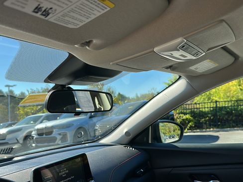 Certified 2024 Nissan Sentra SR image 22