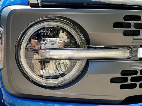 Used 2022 Ford Bronco Badlands image 27