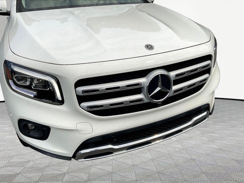 Used 2022 Mercedes-Benz GLB 250 4MATIC image 34