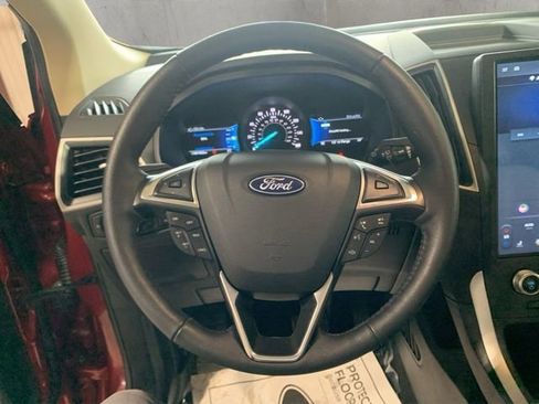 Used 2024 Ford Edge SEL w/ Convenience Package image 12