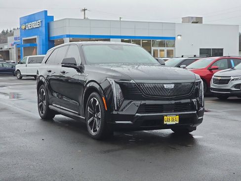 Used 2025 Cadillac Escalade IQ Sport 2 image 2