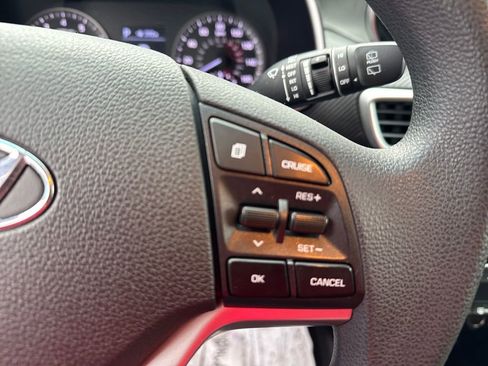 Used 2020 Hyundai Tucson Value w/ Cargo Package image 18