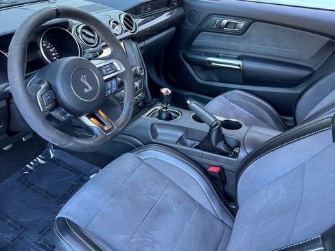 Used 2020 Ford Mustang Shelby GT350 w/ Technology Package image 10