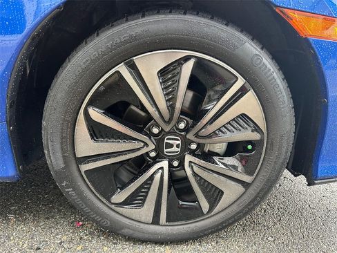 Used 2017 Honda Civic EX image 9