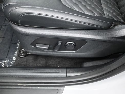 New 2026 Kia Sportage X-Line AWD/4WD image 12