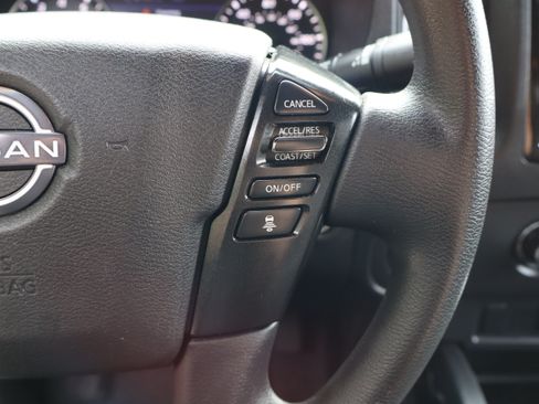 Used 2023 Nissan Frontier SV w/ Midnight Edition Package RWD image 28