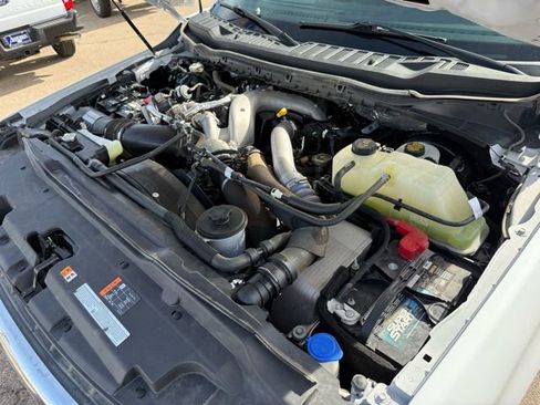 Used 2024 Ford F250 XLT image 45