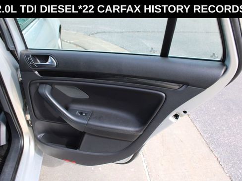 Used 2011 Volkswagen Jetta TDI image 22