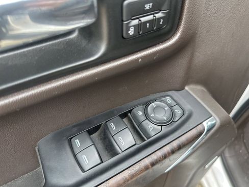 Used 2019 GMC Sierra 1500 Denali w/ Technology Package image 12