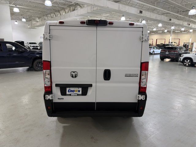 Used 2025 RAM ProMaster 2500 w/ Convenience Group FWD image 8