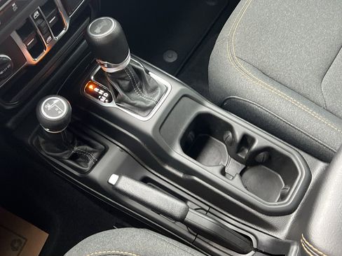 Used 2024 Jeep Wrangler Sahara w/ Technology Group image 20