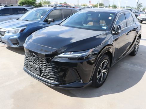 Used 2024 Lexus RX 350h w/ Convenience Package image 3