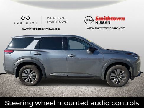 Certified 2024 Nissan Pathfinder S image 9