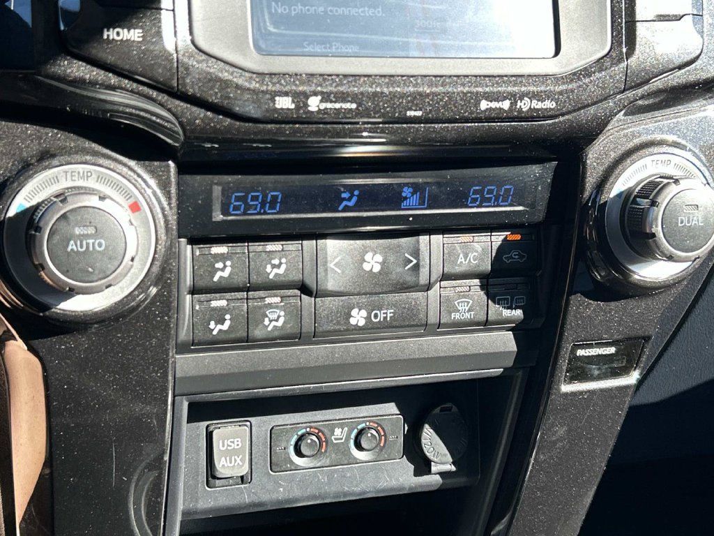 Used 2019 Toyota 4Runner Limited AWD/4WD image 41