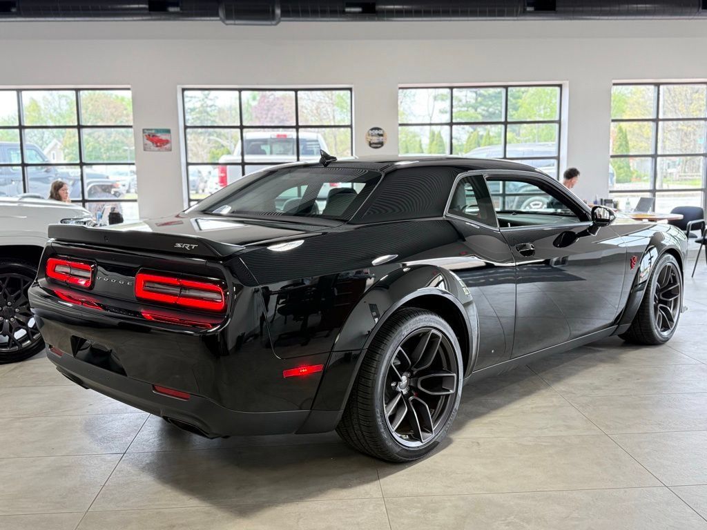 Used 2018 Dodge Challenger SRT Demon RWD image 7
