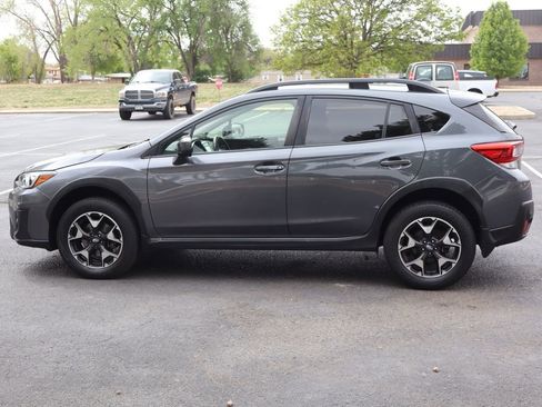 Used 2020 Subaru Crosstrek 2.0i Premium w/ Moonroof Package 1 AWD/4WD image 9