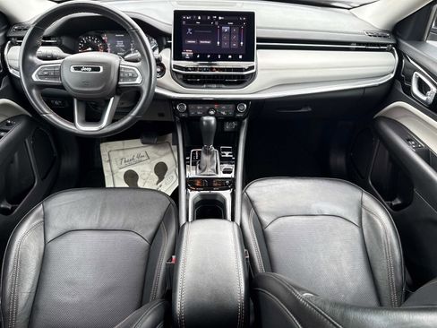 Used 2022 Jeep Compass Limited image 16