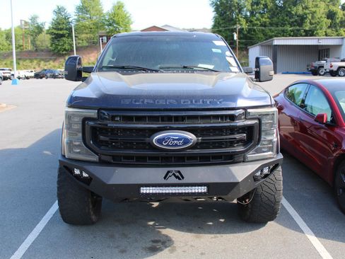 Used 2022 Ford F250 Lariat w/ Tremor Off-Road Package image 2