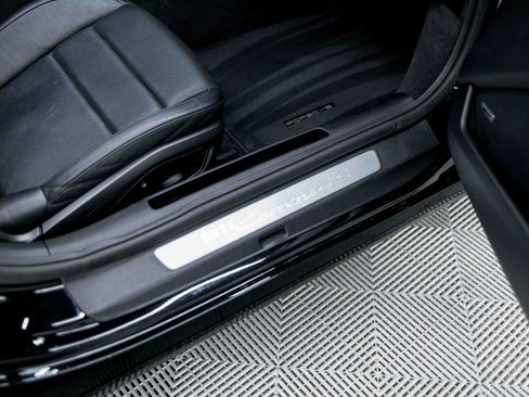 Used 2020 Porsche 911 Carrera 4S AWD/4WD image 47