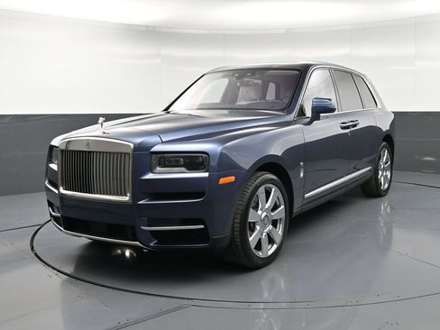 Certified 2024 Rolls-Royce Cullinan AWD/4WD image 1