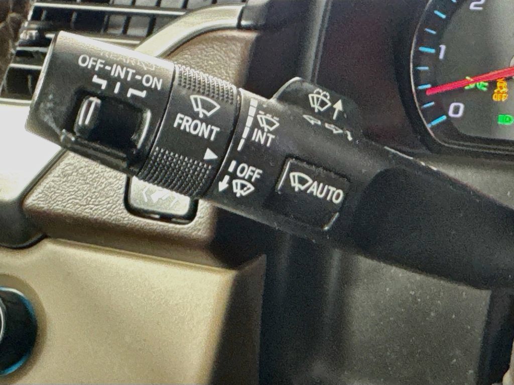 Used 2019 Chevrolet Tahoe LT AWD/4WD image 14