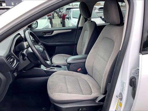 Used 2022 Ford Escape SE w/ SE Sport Appearance Package FWD image 31