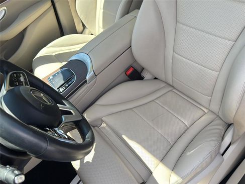 Used 2022 Mercedes-Benz GLC 300 4MATIC w/ Multimedia Package Lite image 15