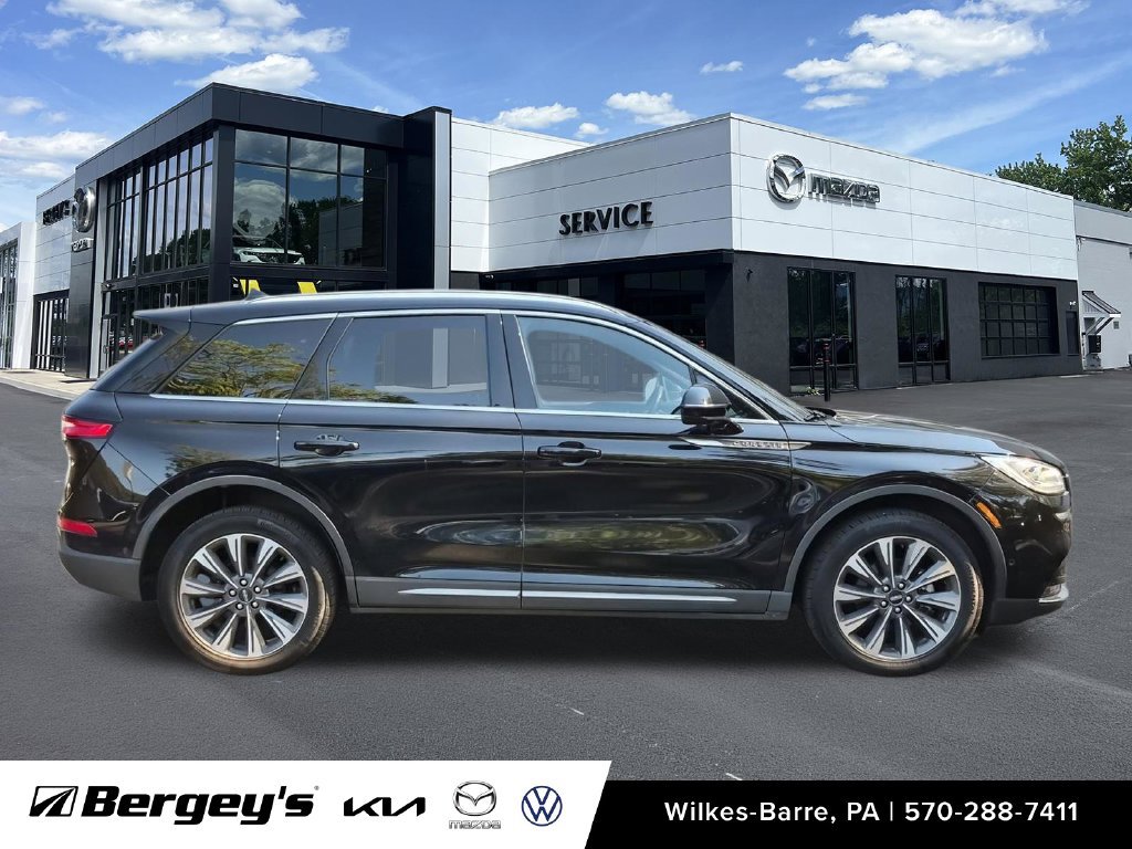 Used 2021 Lincoln Corsair Reserve w/ Equipment Group 201A AWD/4WD image 14