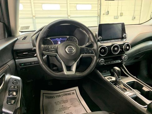 Used 2023 Nissan Sentra SR w/ Electronics Package image 4