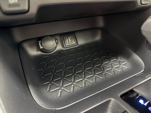 New 2025 Toyota RAV4 XLE w/ Convenience Package image 20