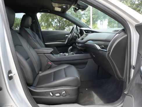 Used 2020 Cadillac XT4 Sport FWD image 23