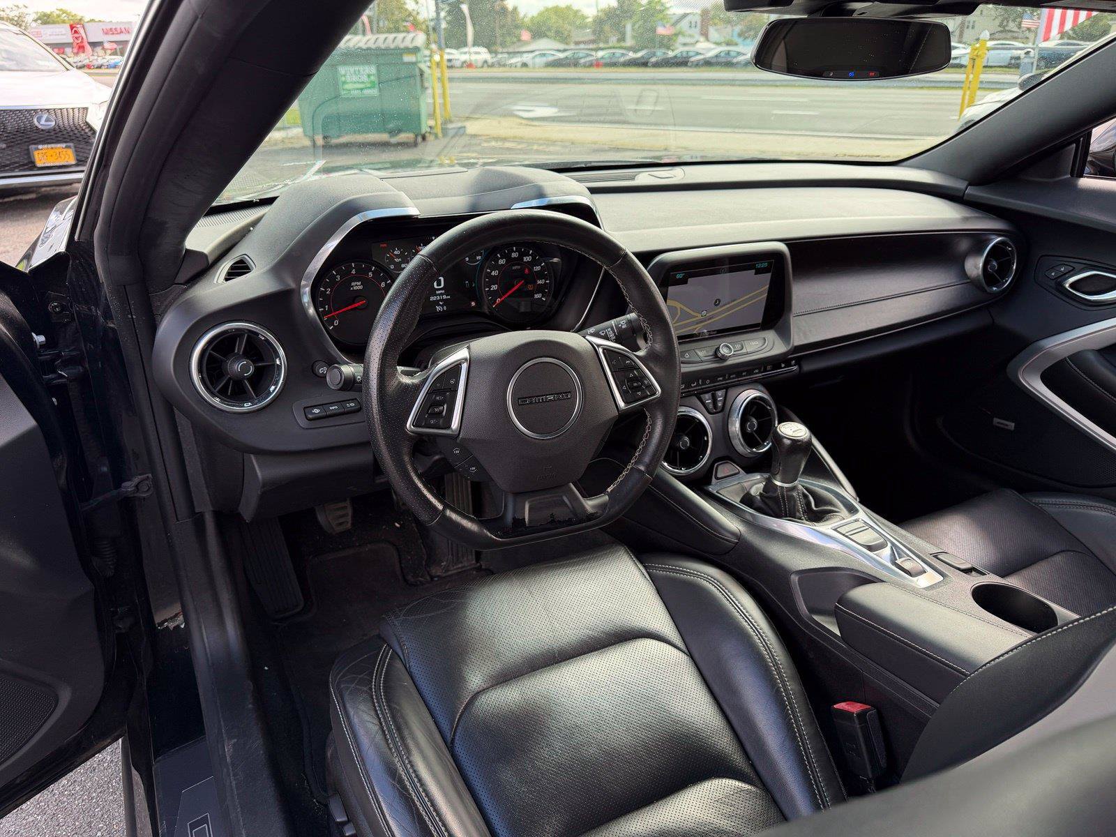 Used 2016 Chevrolet Camaro LT RWD image 17