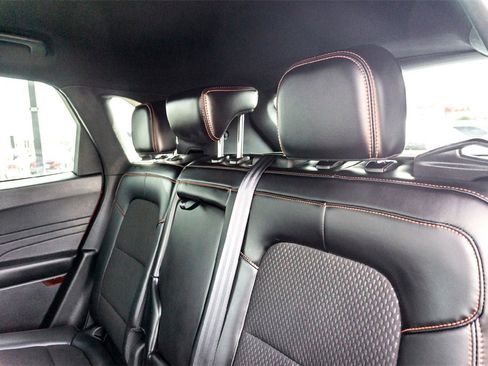 Used 2025 Ford Escape ST-Line image 26