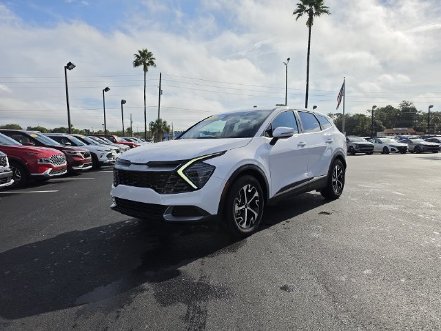 Used 2025 Kia Sportage EX FWD image 16