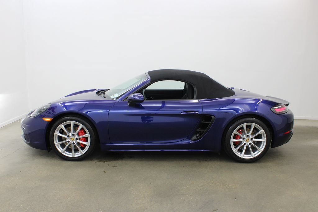 Certified 2022 Porsche 718 Boxster S RWD image 2